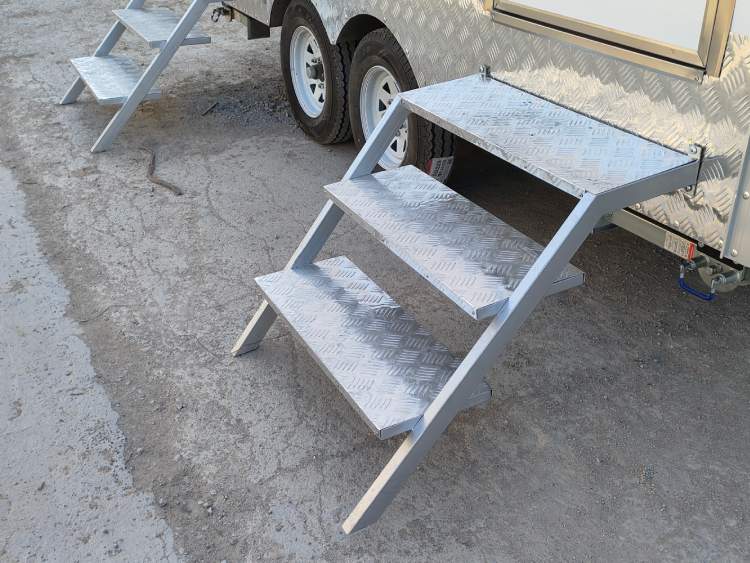 Trailer-Step Trailer-Step